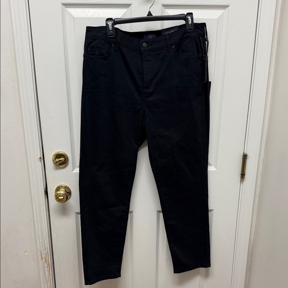 Women’s Black Jeans